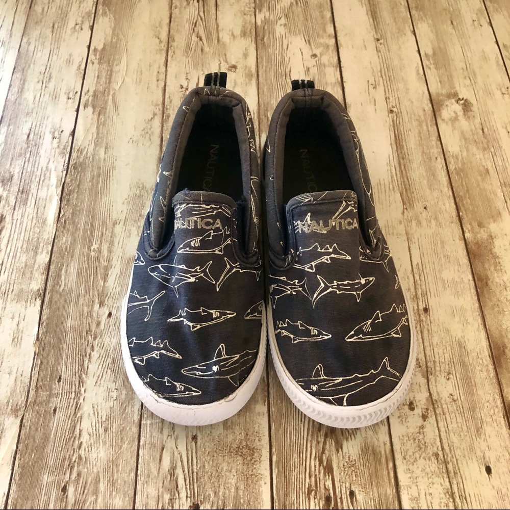 nautica shark slip on shoes - Picture 3 of 4